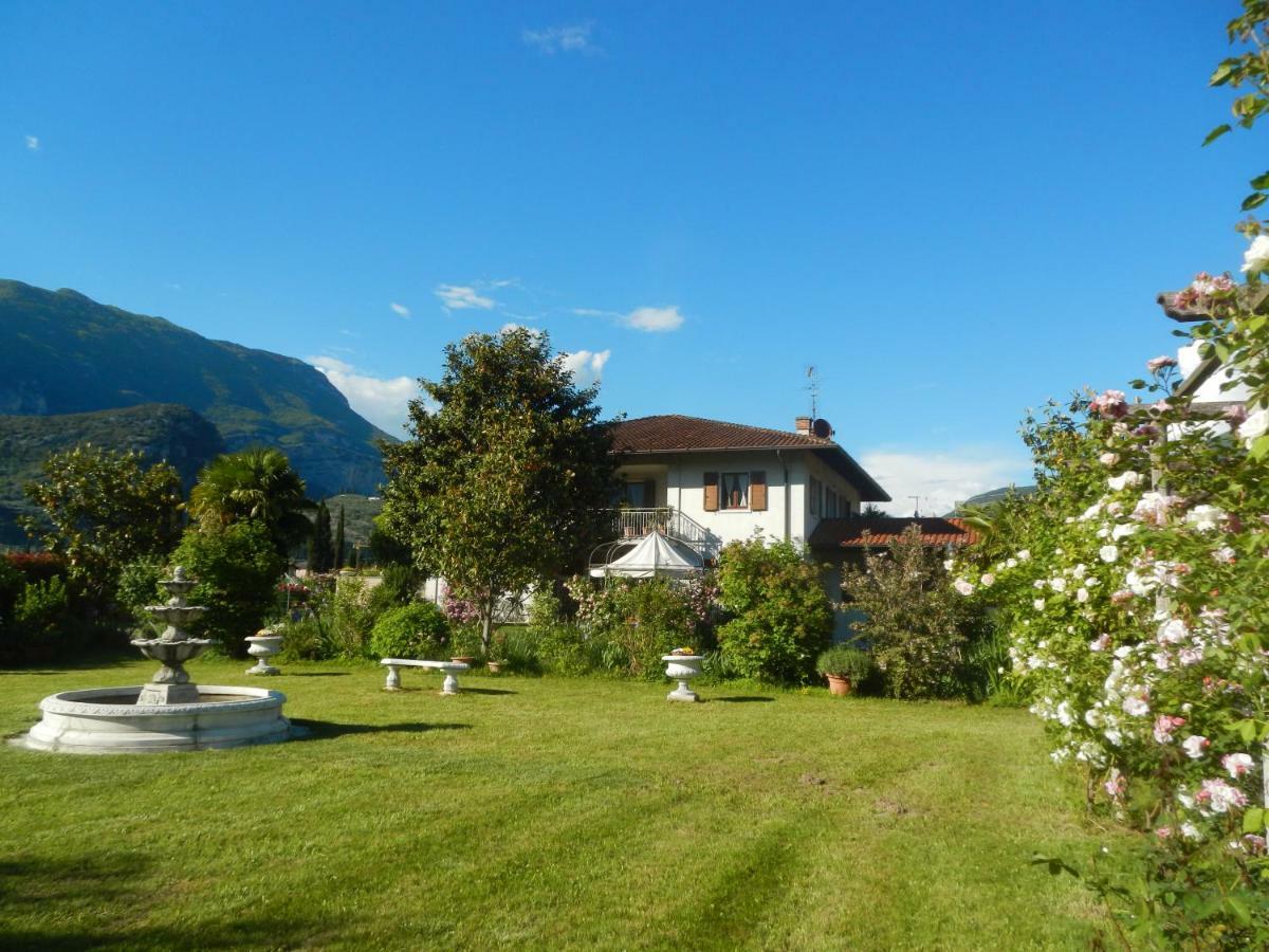 Al Fiume Villa Арко Екстериор снимка