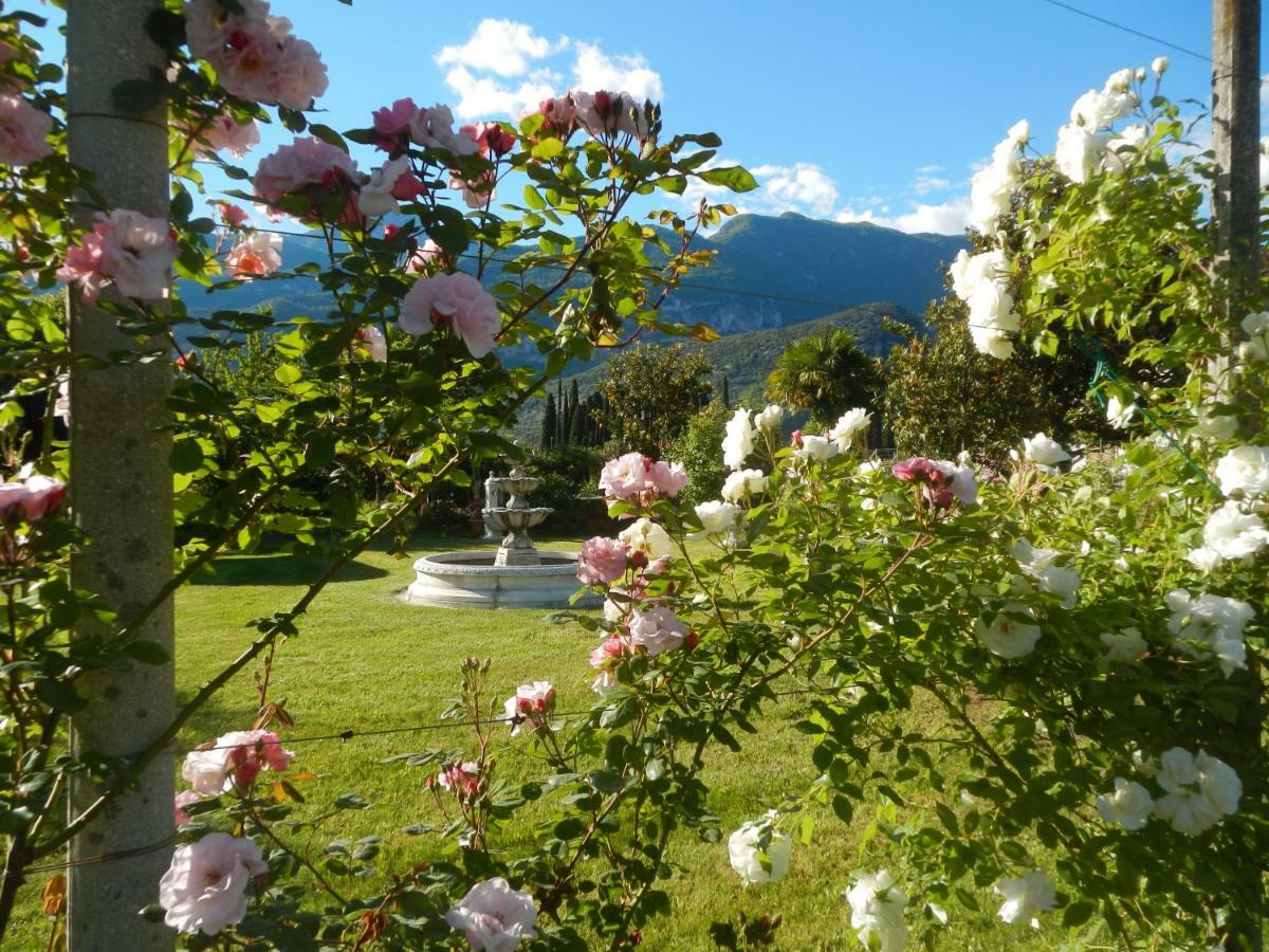 Al Fiume Villa Арко Екстериор снимка